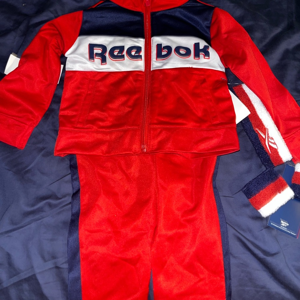 Reebok 2-Piece Set
